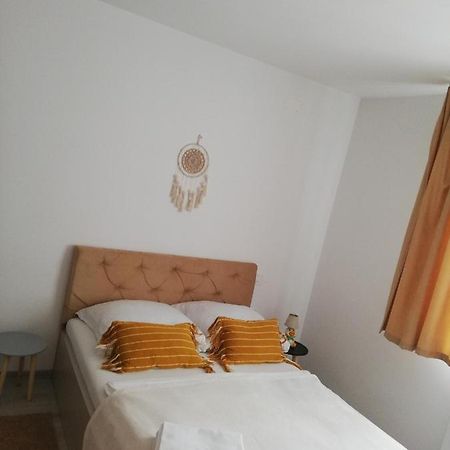 Apartament Raluca Topliţa Exteriér fotografie